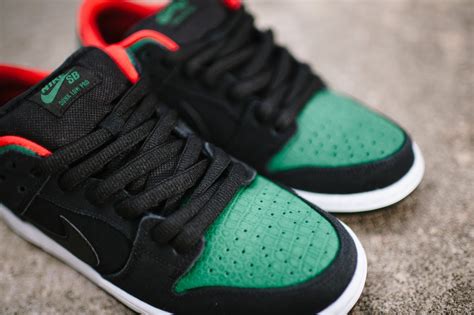 sb dunk low gucci